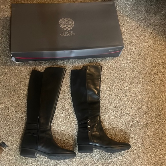 Vince Camuto Shoes - Vince Camuto